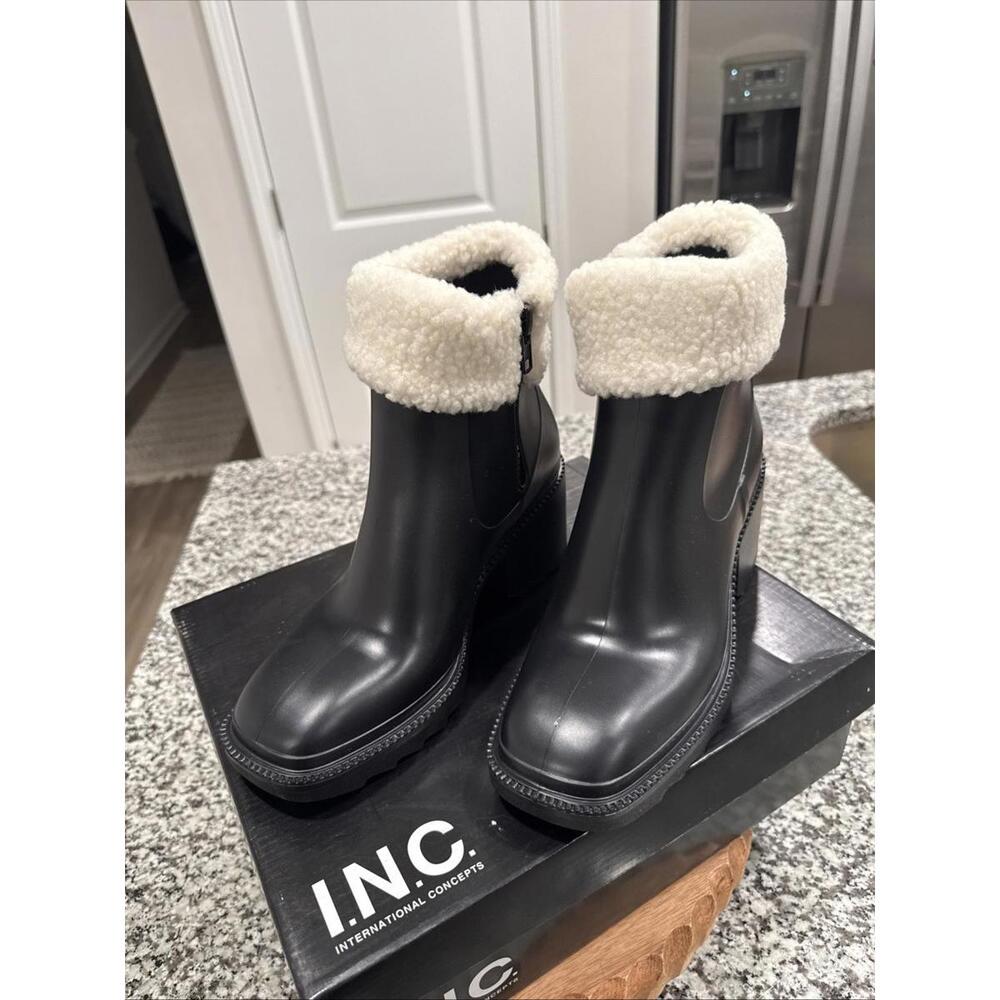 INC International Concepts  Eadinp Black Women Rain Ankle Boots Size 10 M